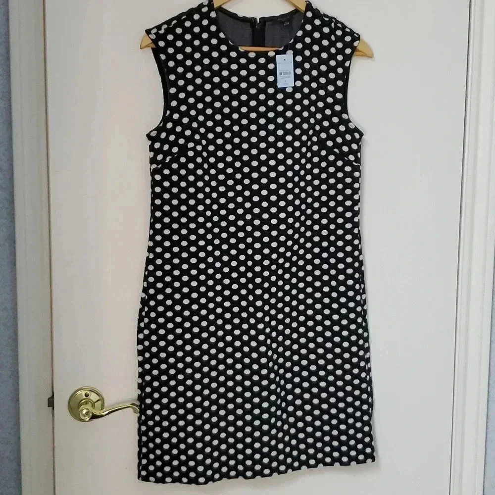 Ann Taylor Polka Dot Shift Dress Size 4P - Picture 3 of 6
